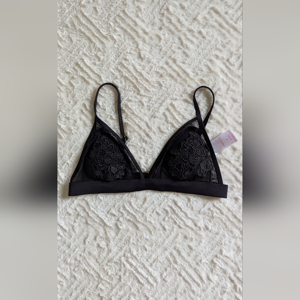 Xhilaration Swim Top